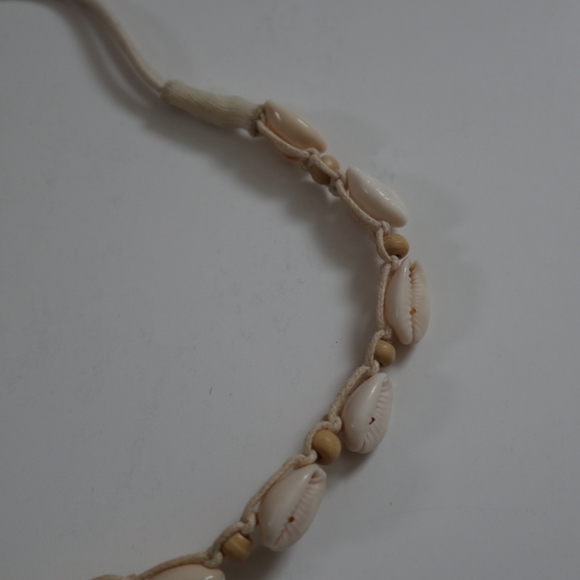 🎁 Free with purchase! Shell Headband - Picture 3 of 5